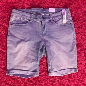 Light Blue Jean Capris